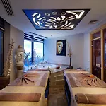 Sunrise Queen Luxury 리조트