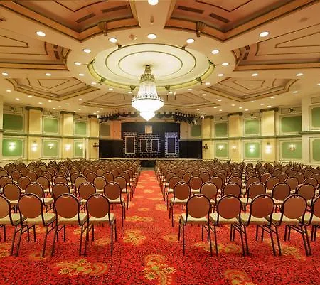 리조트 Sunrise Queen Luxury 5*