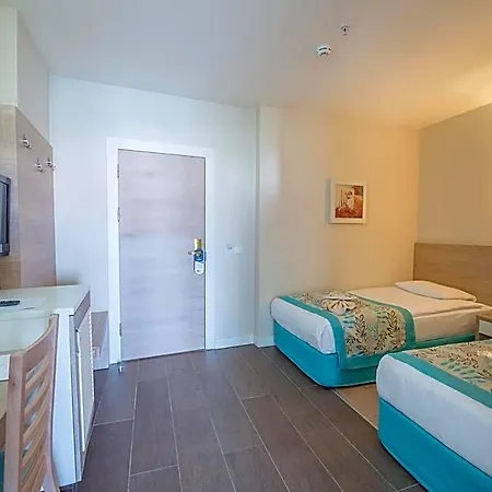 Resort Sunrise Queen Luxury