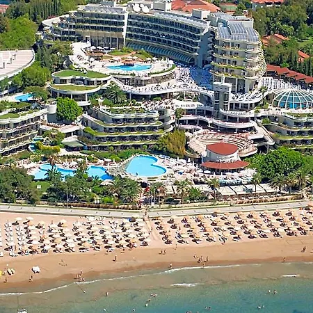 Sunrise Queen Luxury Resort
