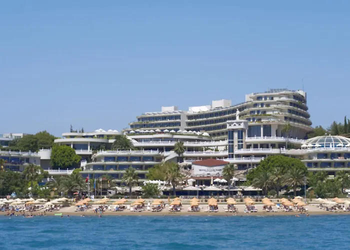 Sunrise Queen Luxury Resort