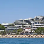 Sunrise Queen Luxury Resort