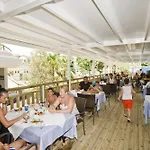 Resort Sunrise Queen Luxury Side